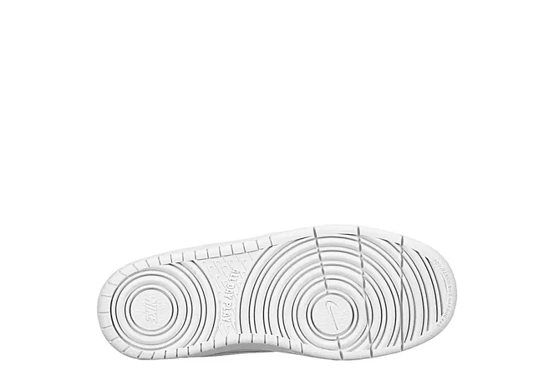Nike Boys Court Borough 2 Low Top Sneaker - White 7 Nike Boys Court Borough 2 Low Top Sneaker - White - Image 7